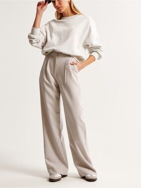 The A&F Sloane Tailored Pant